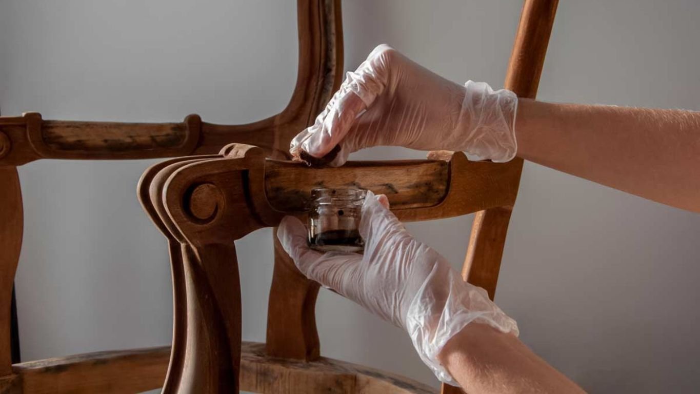 Chair Polishing